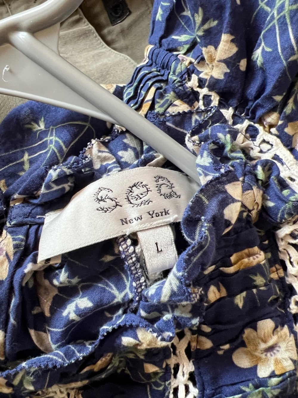 Sea New York Navy Floral Smocked Ruffle Sleeve Top - Picture 4 of 4